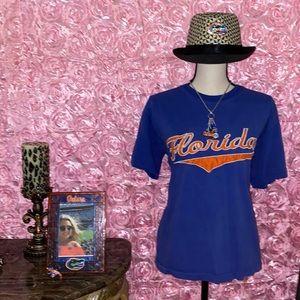 VINTAGE EMBROIDERED FLORIDA GATORS TEE size medium